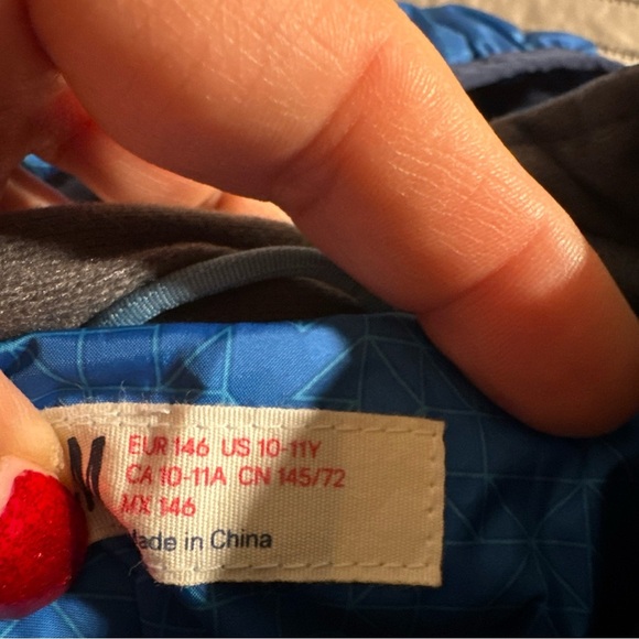 NWT H & M boys winter puffer ski jacket in blue size 10-11Y w/removable hood. - Picture 5 of 14